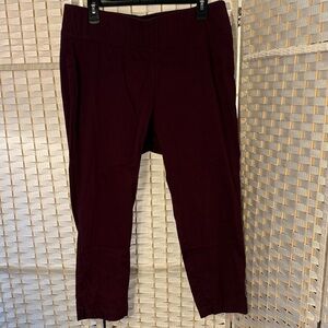 Old Navy Women's Maroon Tummy Control Capris
